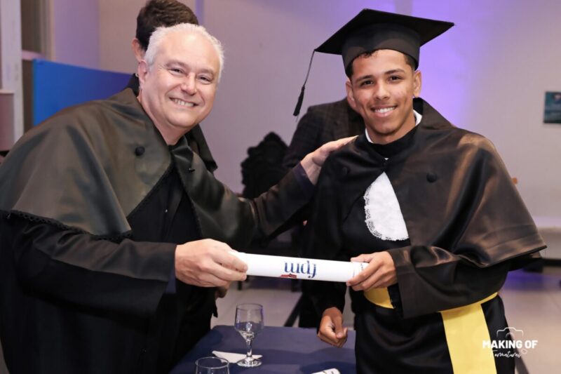Um novo capítulo: Colação de Grau na Faculdade PM
